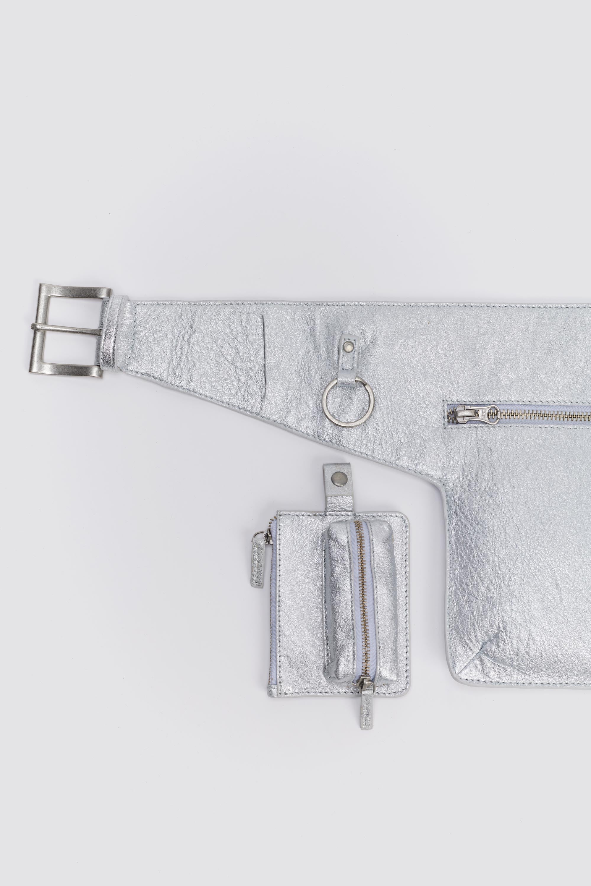 MIM Bolso Unica KEISER BELT PLATEADO