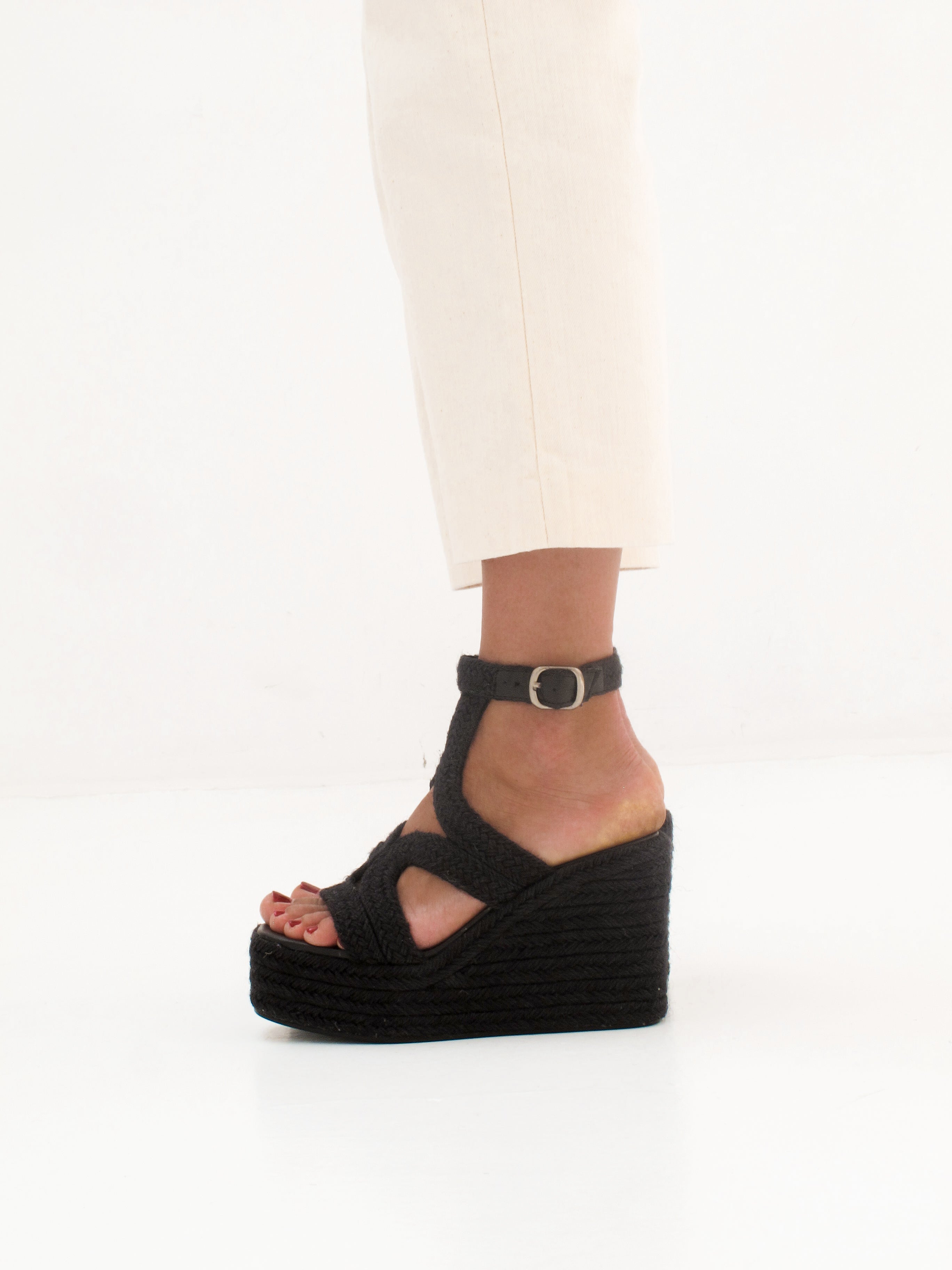 MIM Plataforma alta MIRTA NEGRO