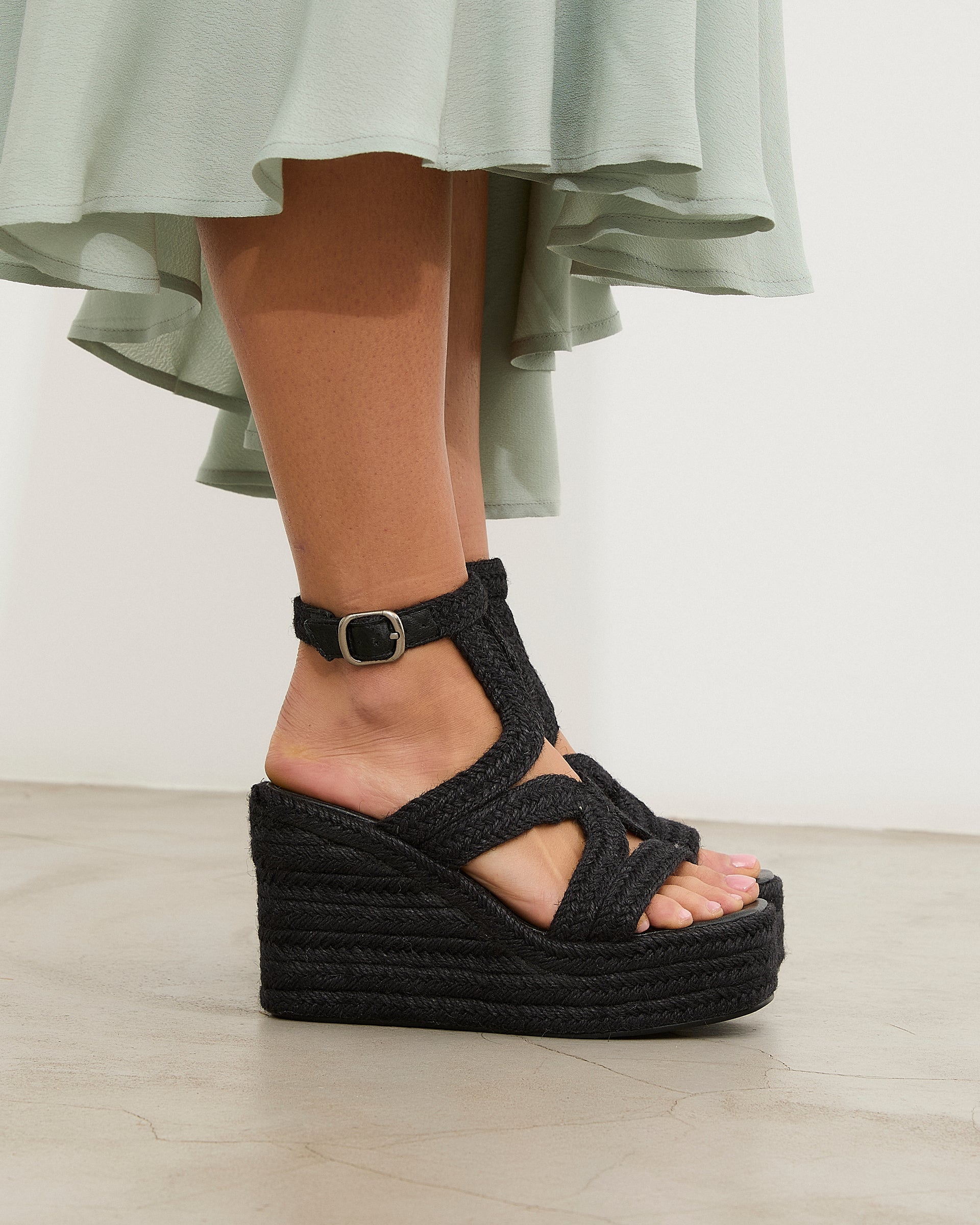 MIM Plataforma alta MIRTA NEGRO