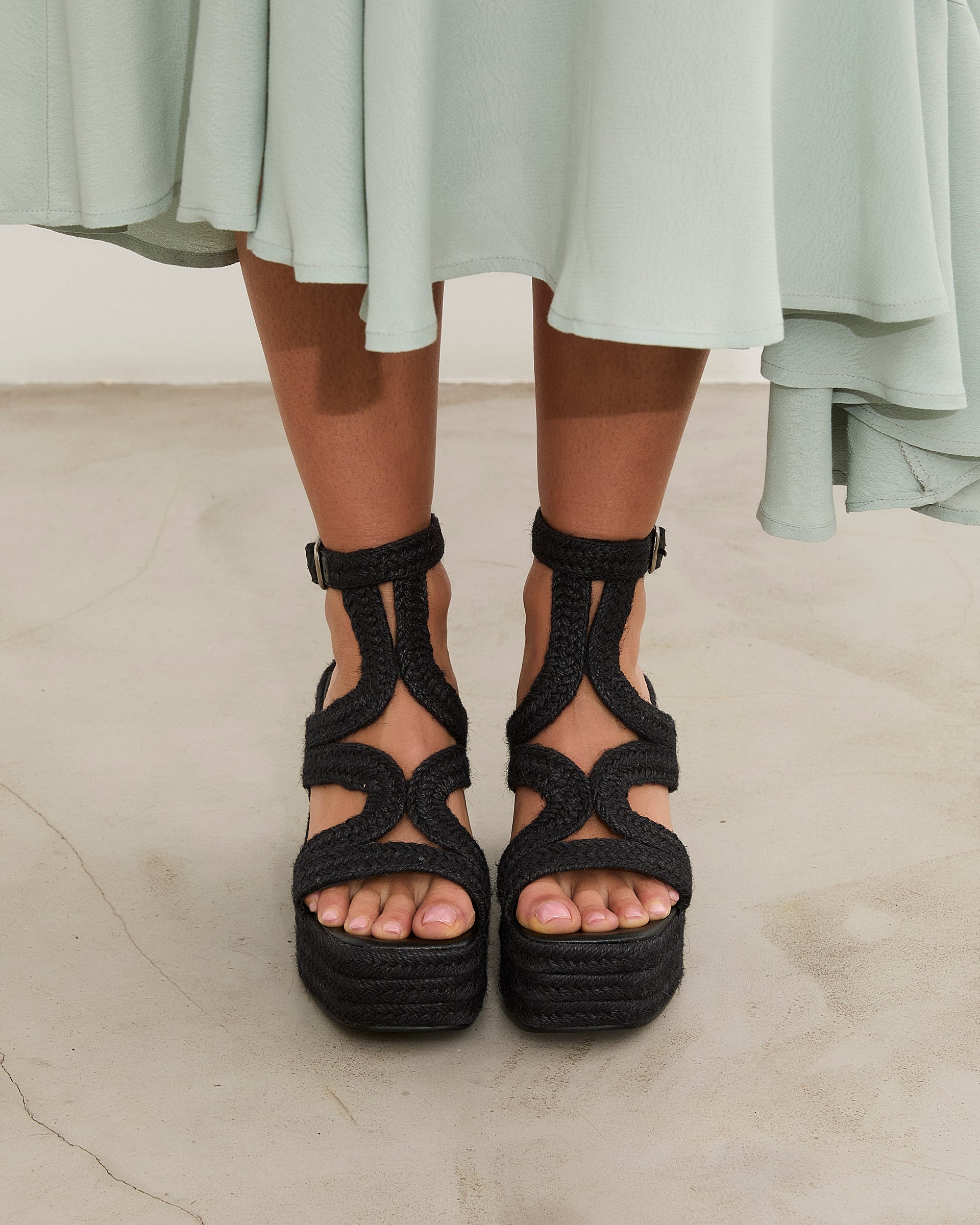 MIM Plataforma alta MIRTA NEGRO