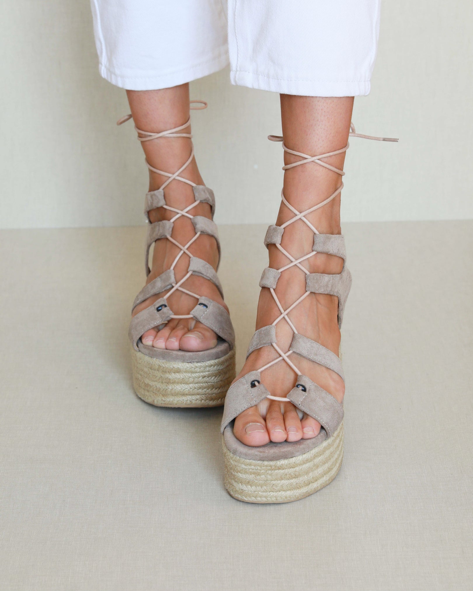 MIM Plataforma alta Punta Umbría Nude