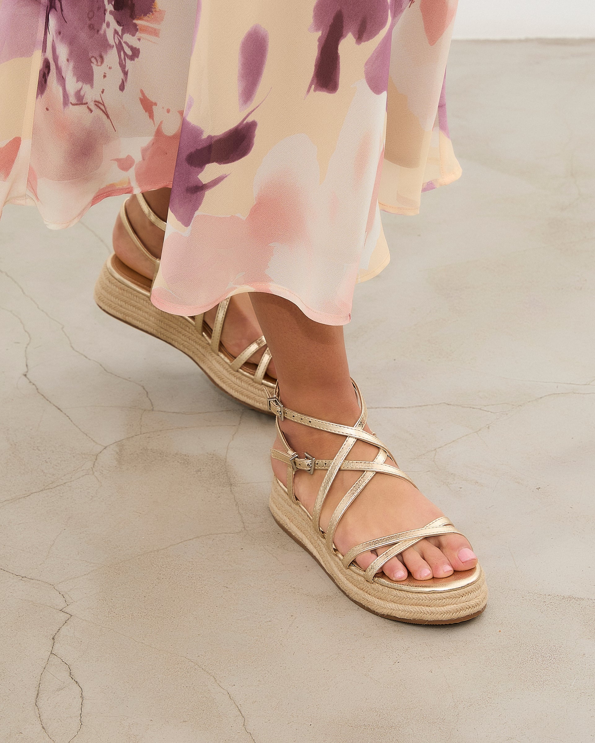 MIM Plataforma baja FORMENTOR DORADO