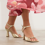 MIM Sandalia de tacón Adele Dorado