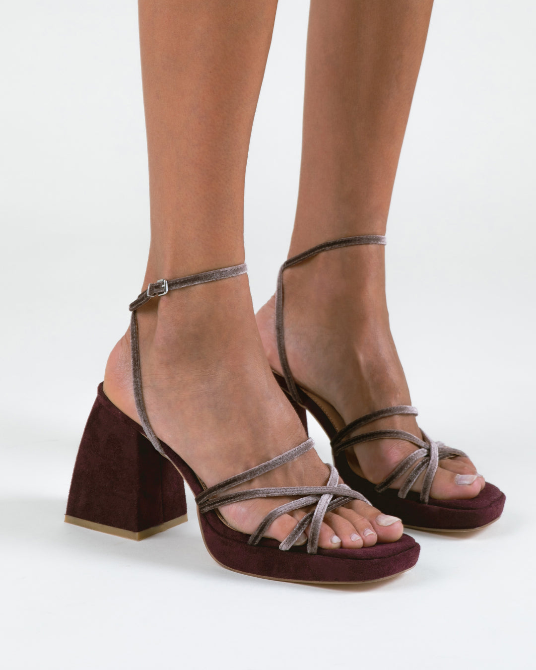 MIM Sandalia de tacón AIKO BURDEOS