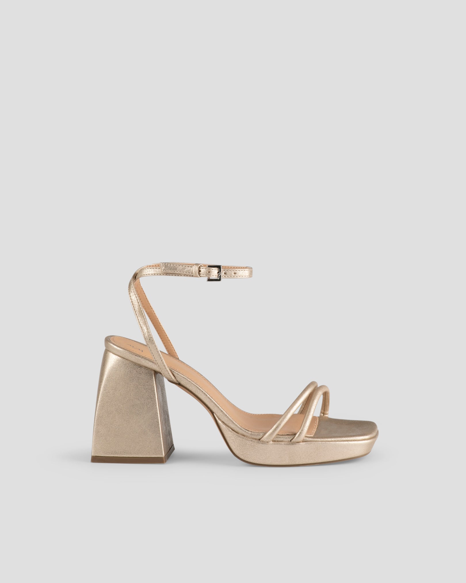 MIM Sandalia de tacón Bob Dorado