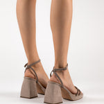 MIM Sandalia de tacón BOB TOPO