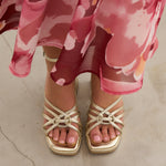 MIM Sandalia de tacón BRAT DORADO