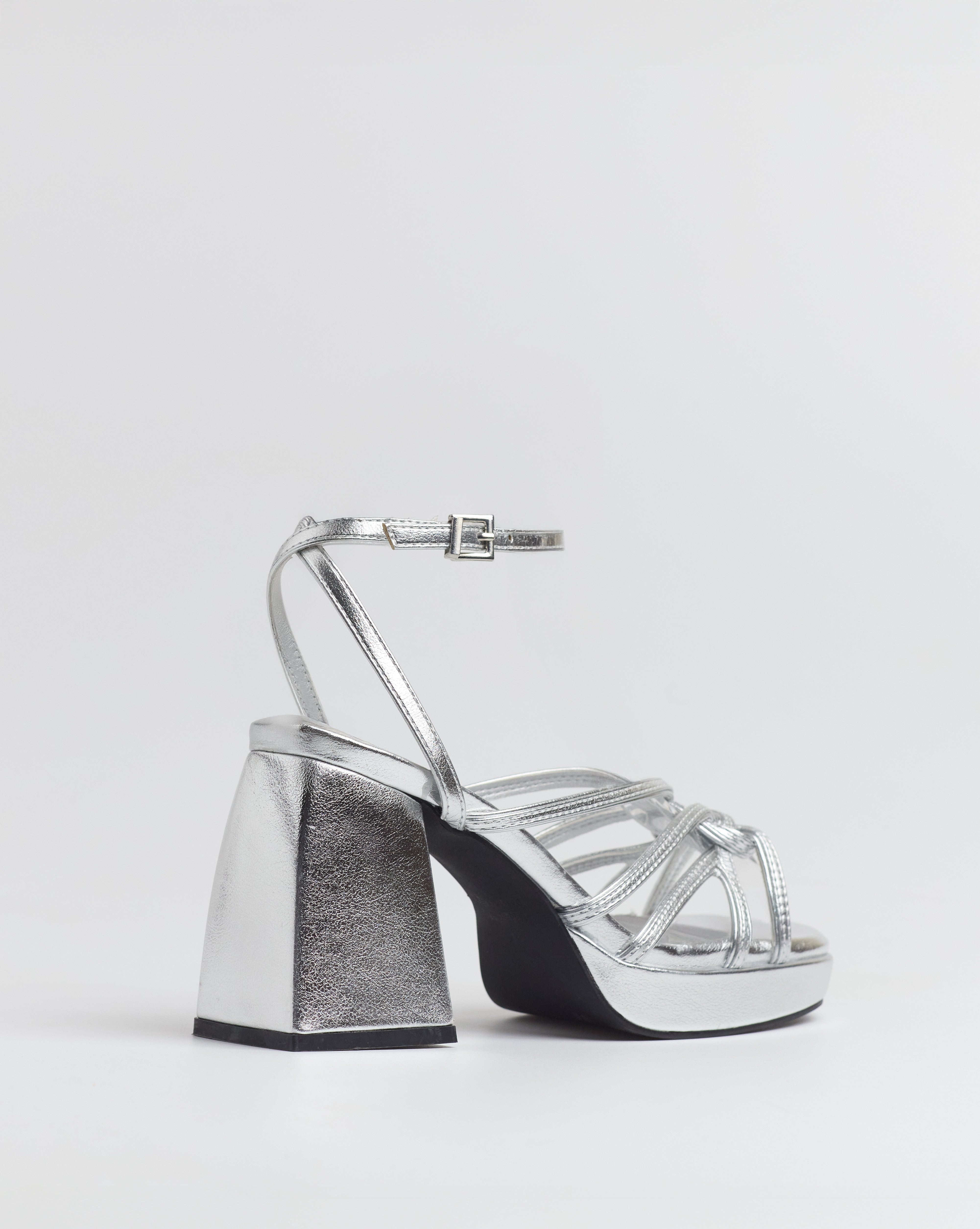 MIM Sandalia de tacón BRAT PLATA