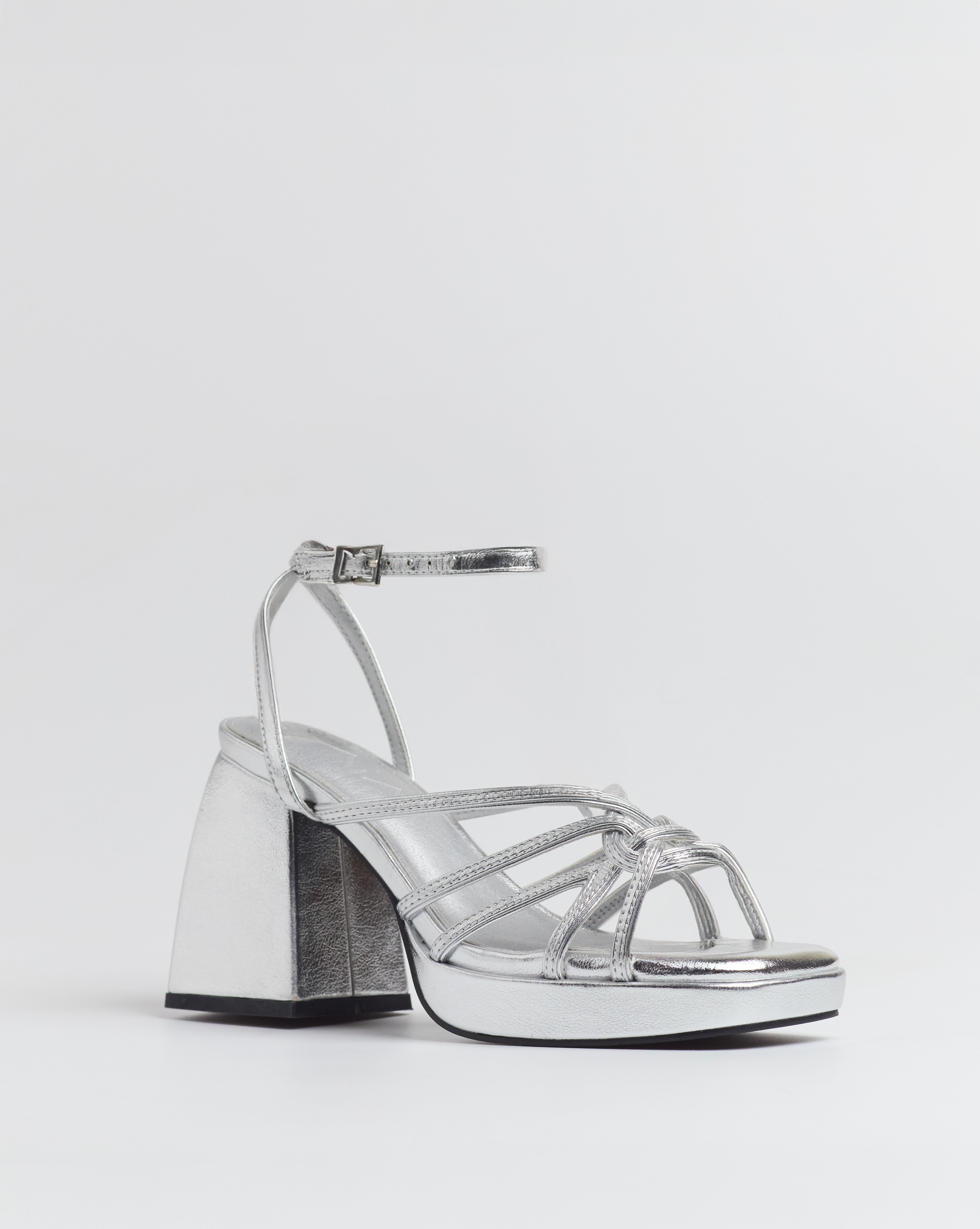 MIM Sandalia de tacón BRAT PLATA