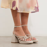 MIM Sandalia de tacón Brat Topo