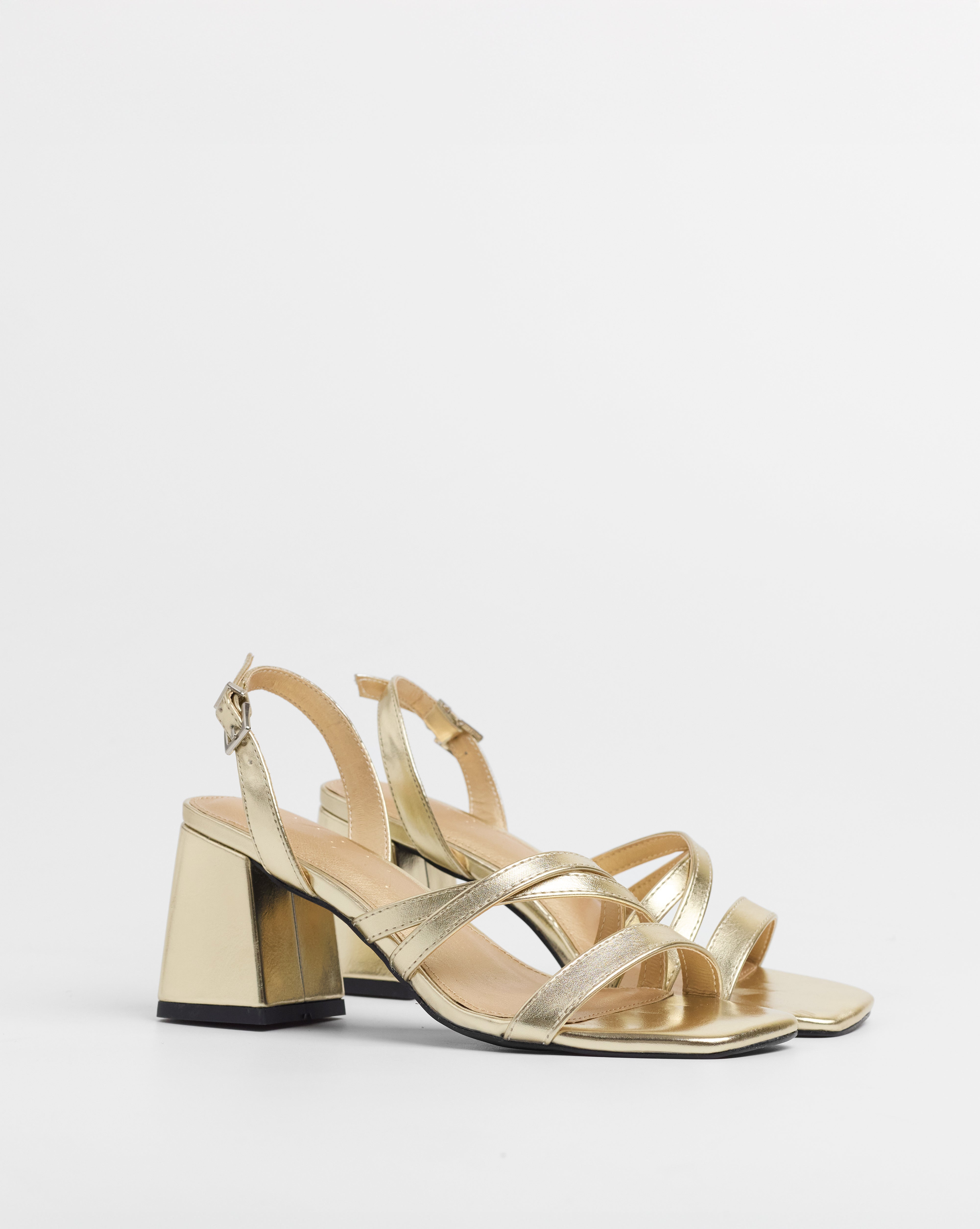 MIM Sandalia de tacón CLOE DORADO