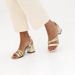 MIM Sandalia de tacón CLOE DORADO