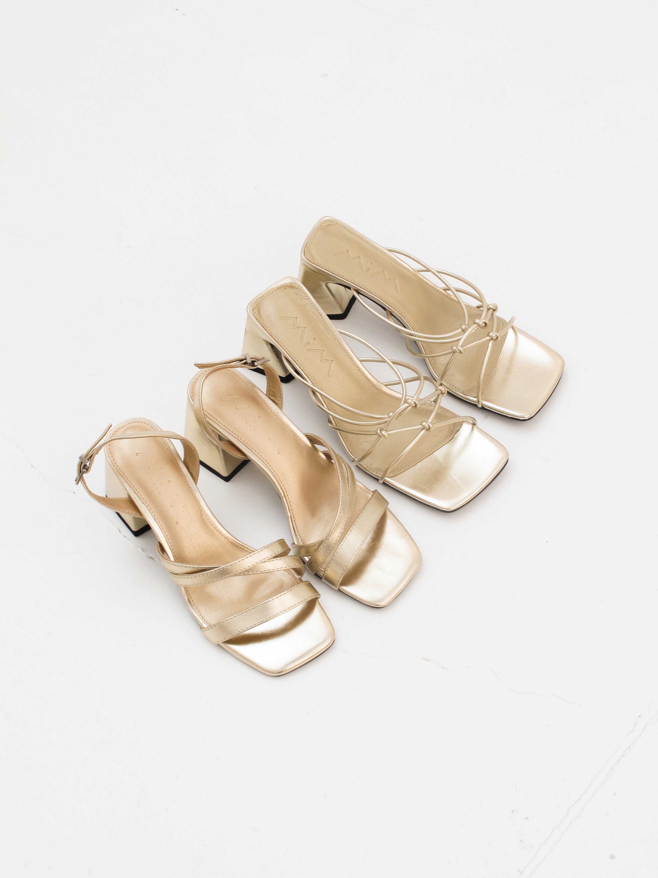 MIM Sandalia de tacón CLOE DORADO