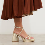 MIM Sandalia de tacón ENOA DORADO