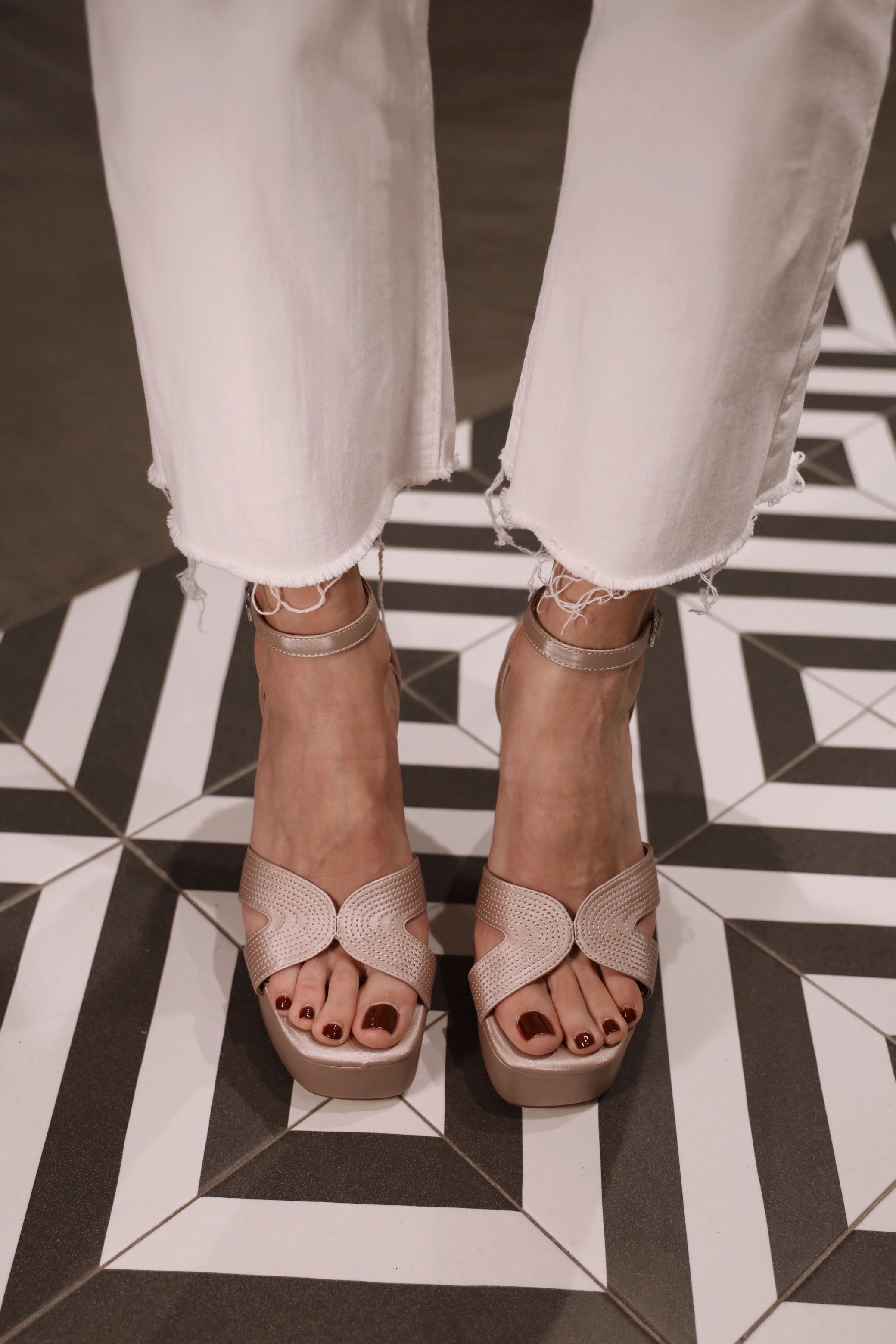 MIM Sandalia de tacón Gaia Lila