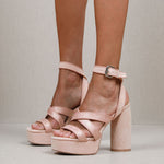 MIM Sandalia de tacón Gina Coral