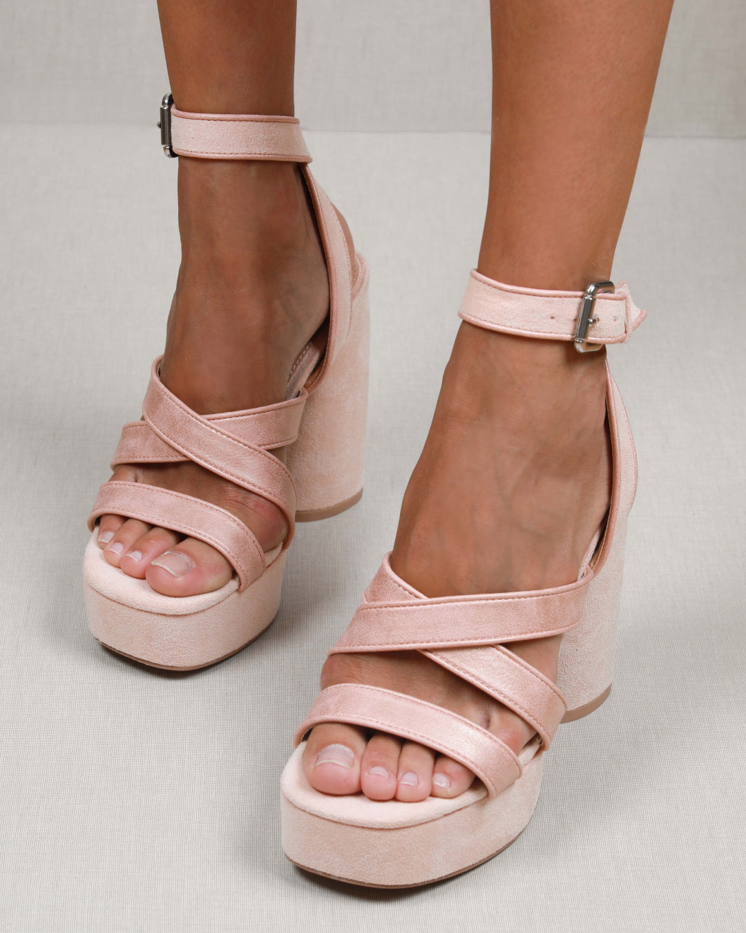 MIM Sandalia de tacón Gina Coral