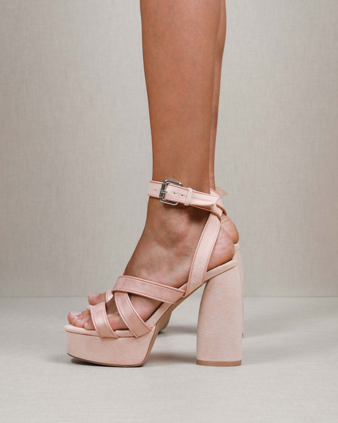 MIM Sandalia de tacón Gina Coral