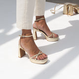 MIM Sandalia de tacón GRETA DORADO