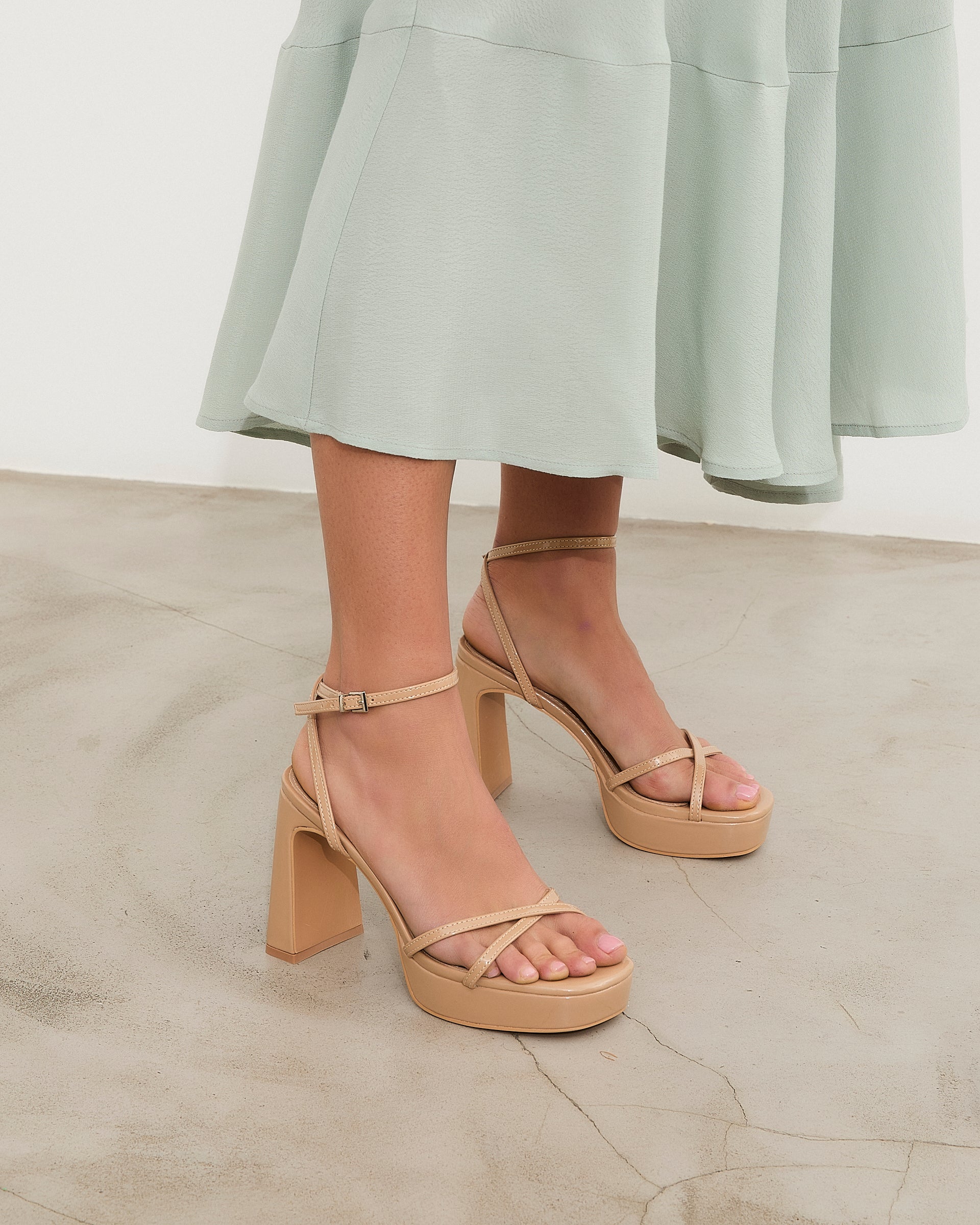 MIM Sandalia de tacón Greta Nude