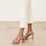 MIM Sandalia de tacón GRETA TOPO