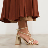 MIM Sandalia de tacón Jan Dorado