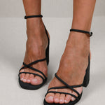 MIM Sandalia de tacón LAURETA NEGRO