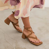 MIM Sandalia de tacón Morey Caramelo