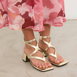 MIM Sandalia de tacón Morey Dorado