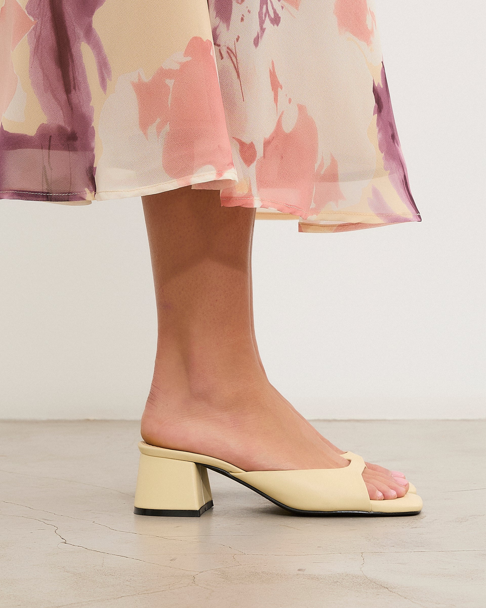 MIM Sandalia de tacón Murfy Amarillo