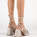 MIM Sandalia de tacón NET ECRU