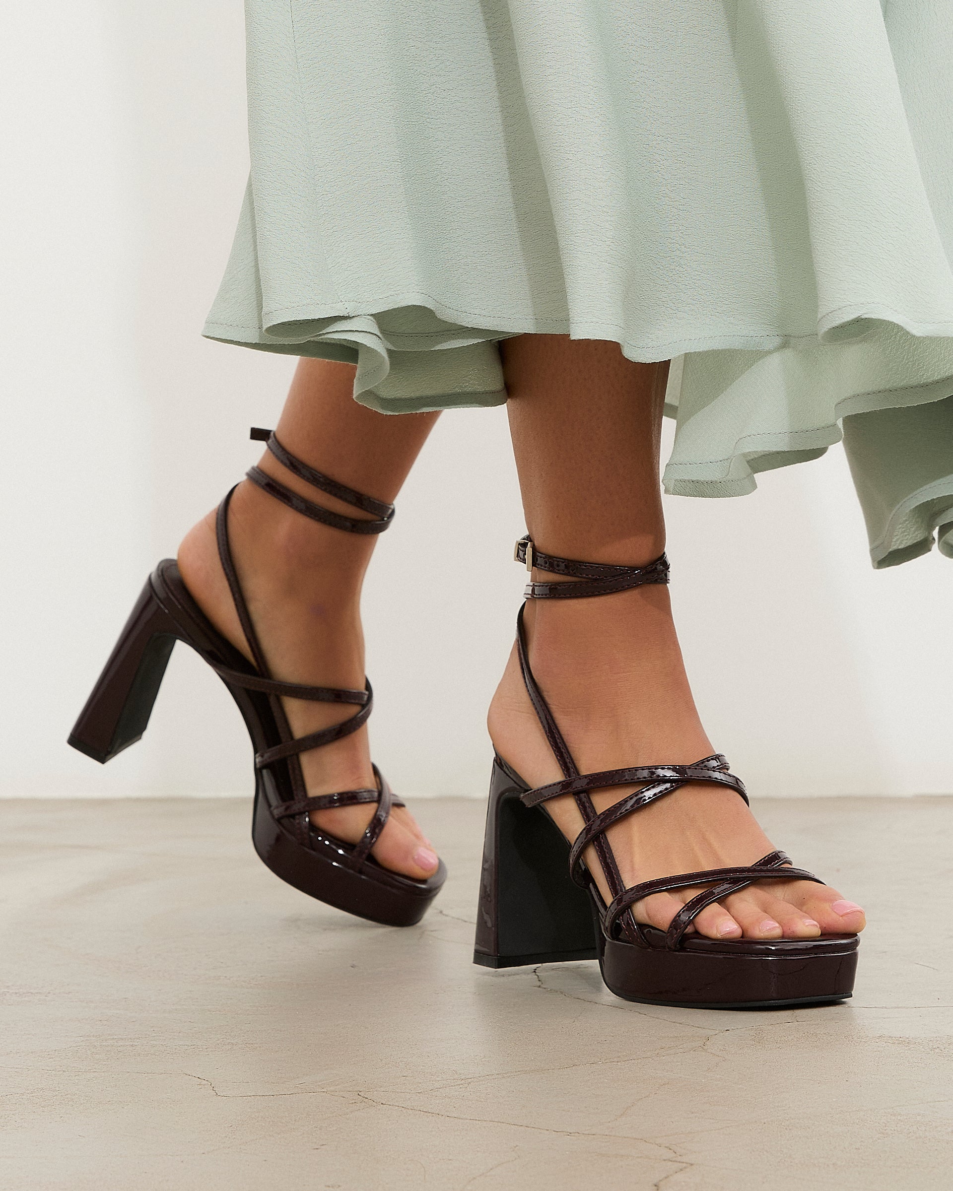 MIM Sandalia de tacón Nori Burdeos