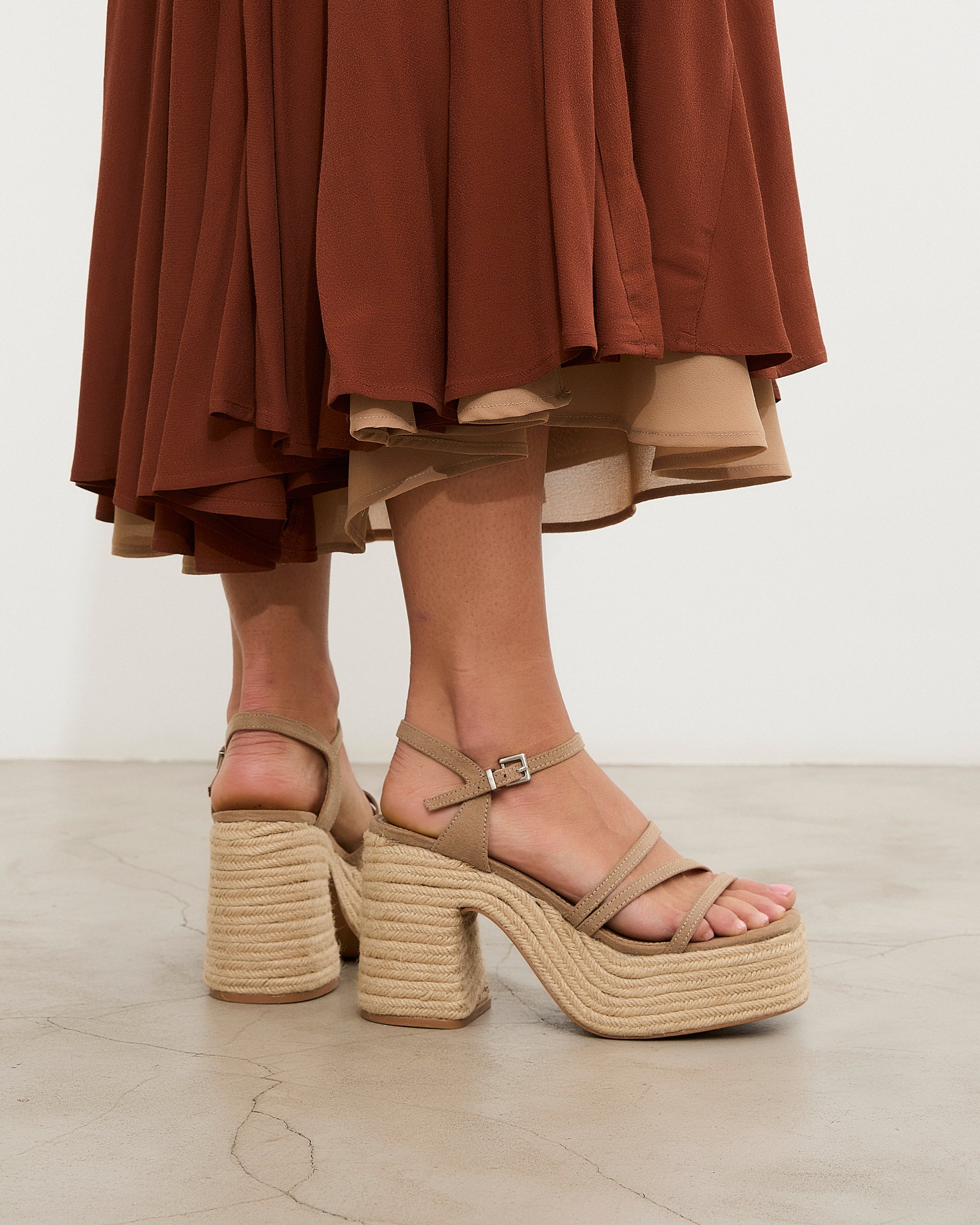 MIM Sandalia de tacón Riva Ecru