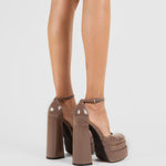 MIM Sandalia de tacón ROXANE TOPO CHAROL