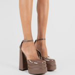 MIM Sandalia de tacón ROXANE TOPO CHAROL