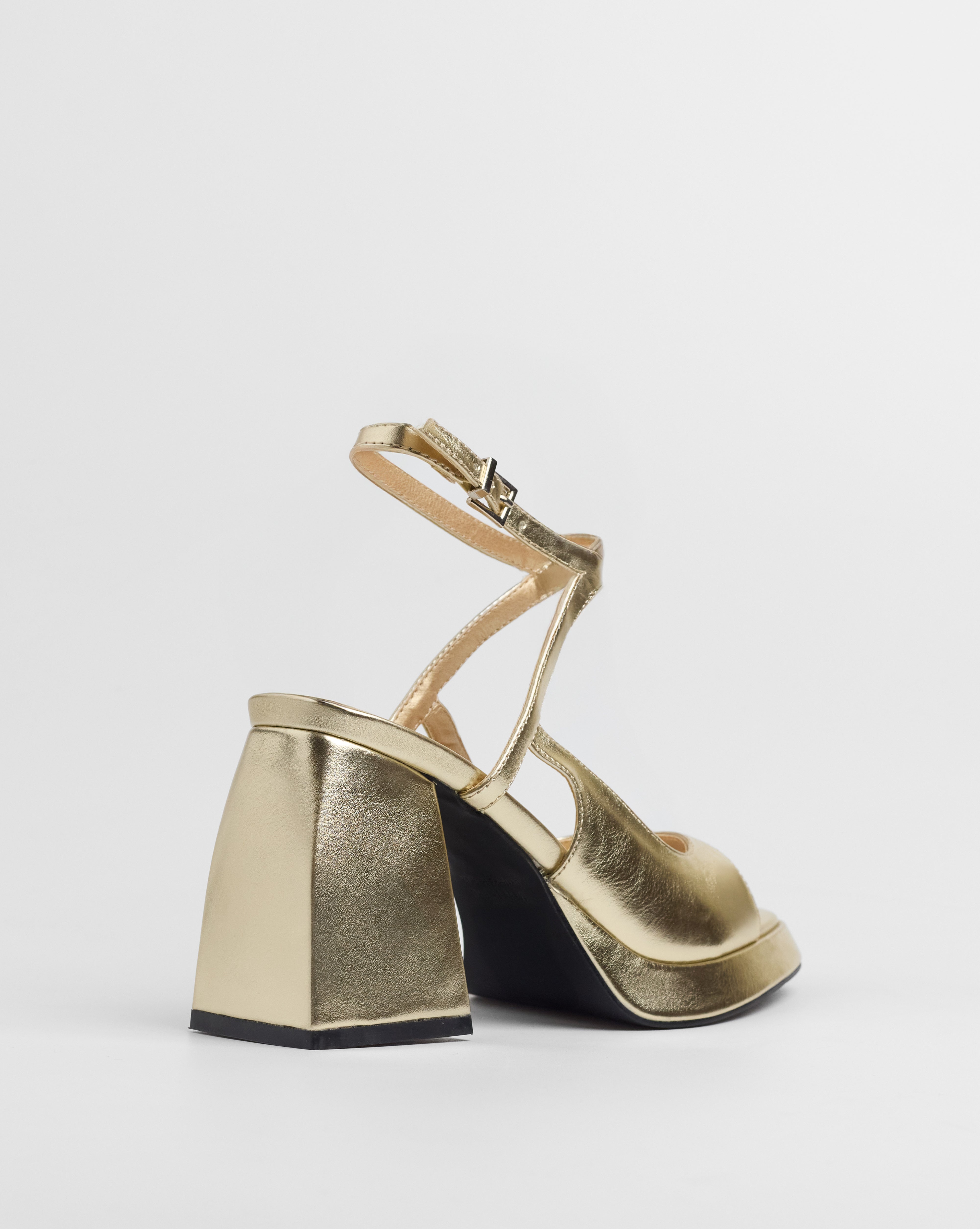 MIM Sandalia de tacón Sunne Dorado