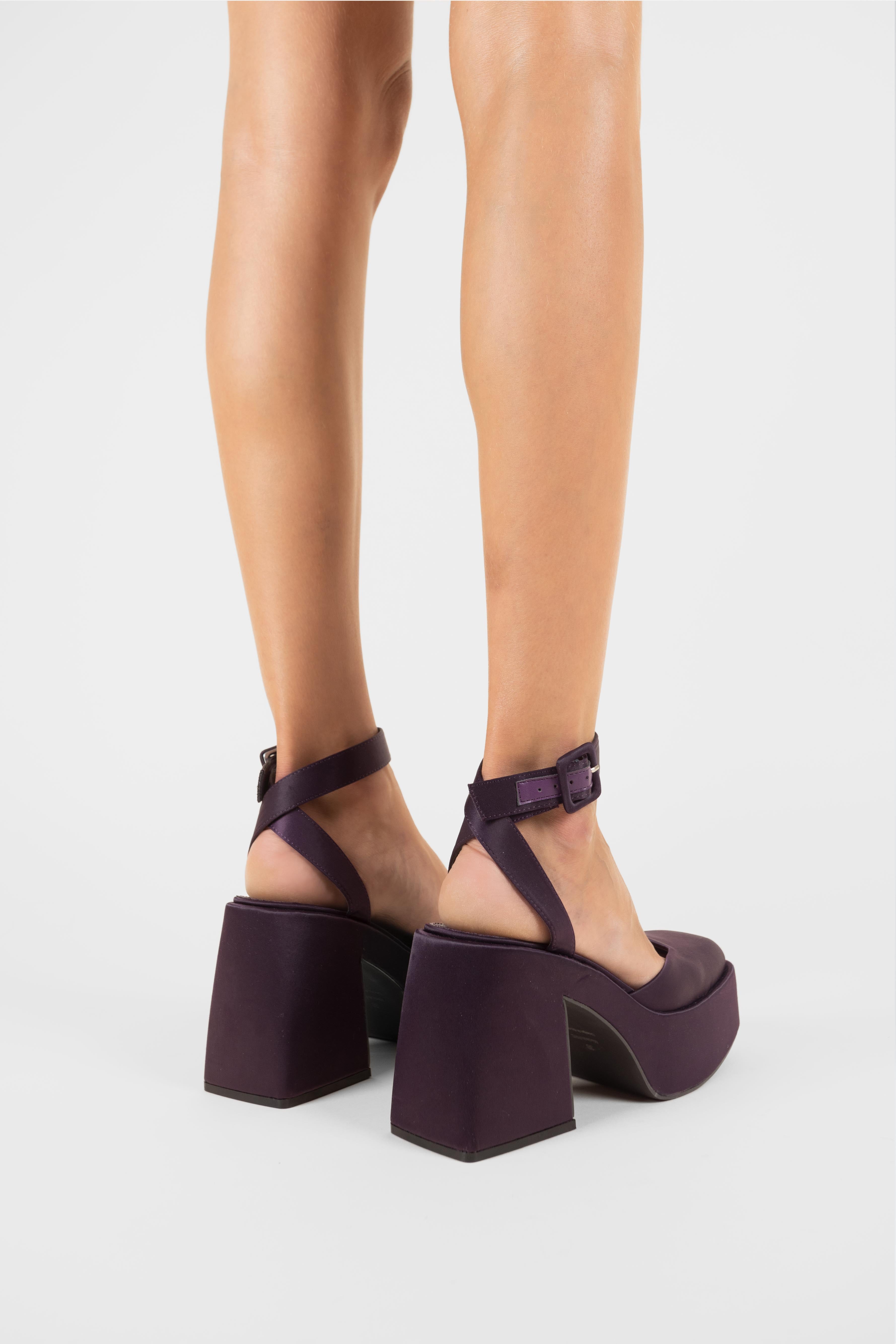 MIM Sandalia de tacón TINA MORADO