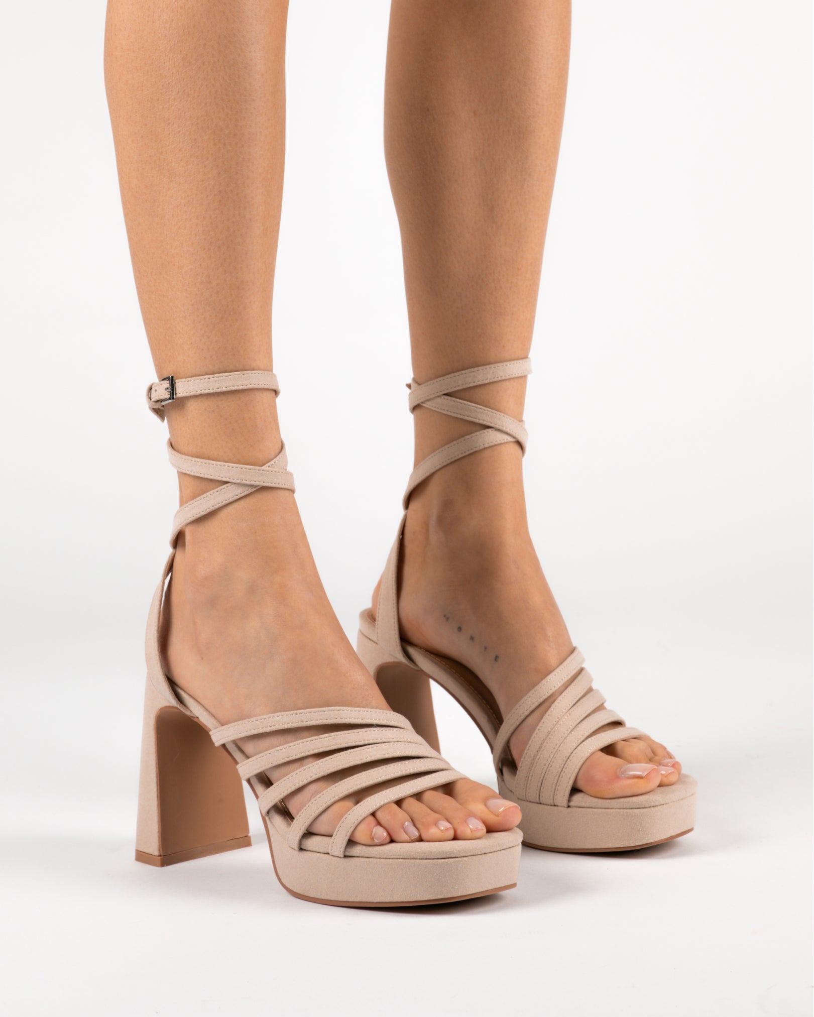 MIM Sandalia de tacón YOS ECRU