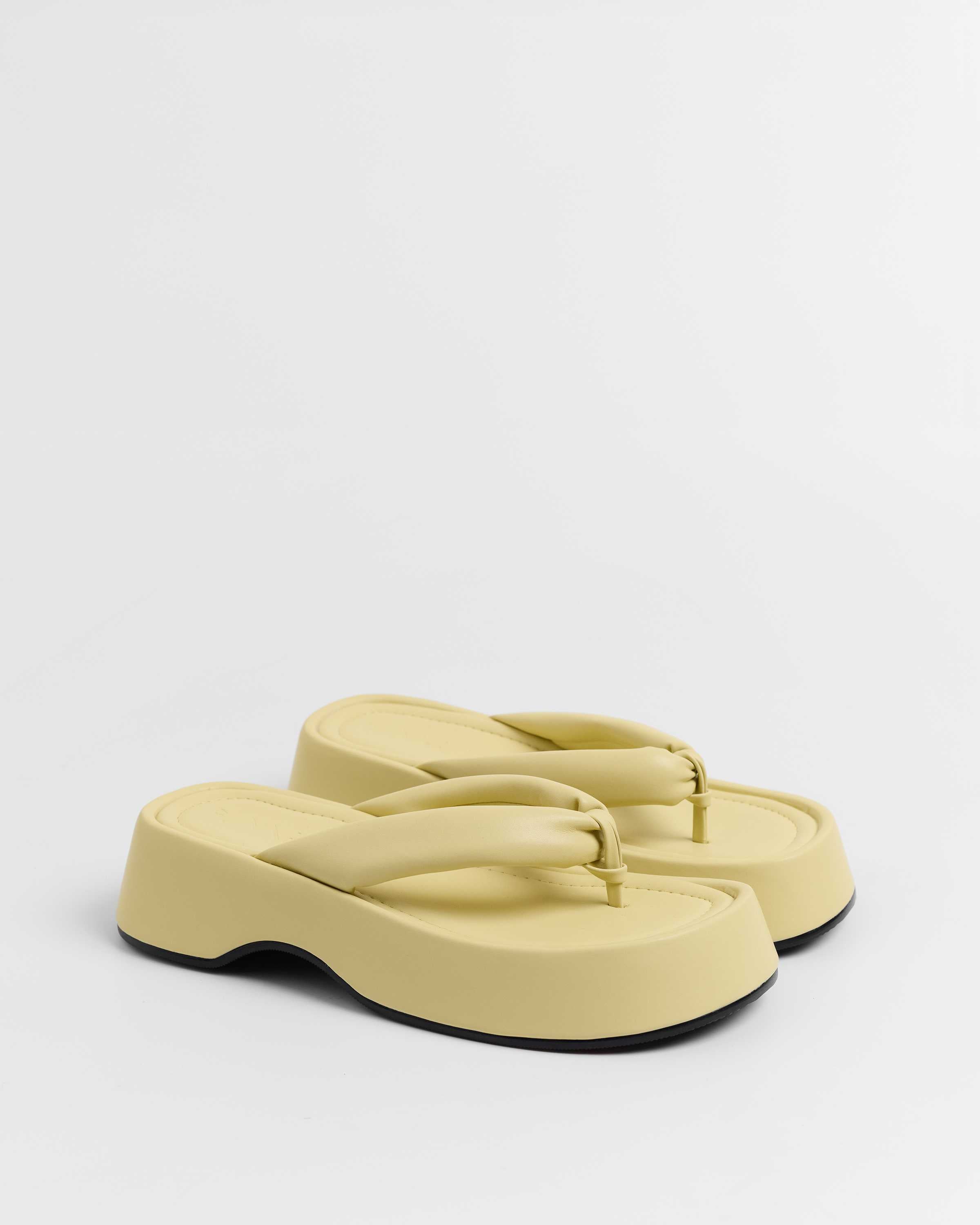 MIM Sandalia plana Brust Amarillo