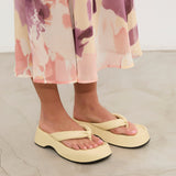 MIM Sandalia plana Brust Amarillo