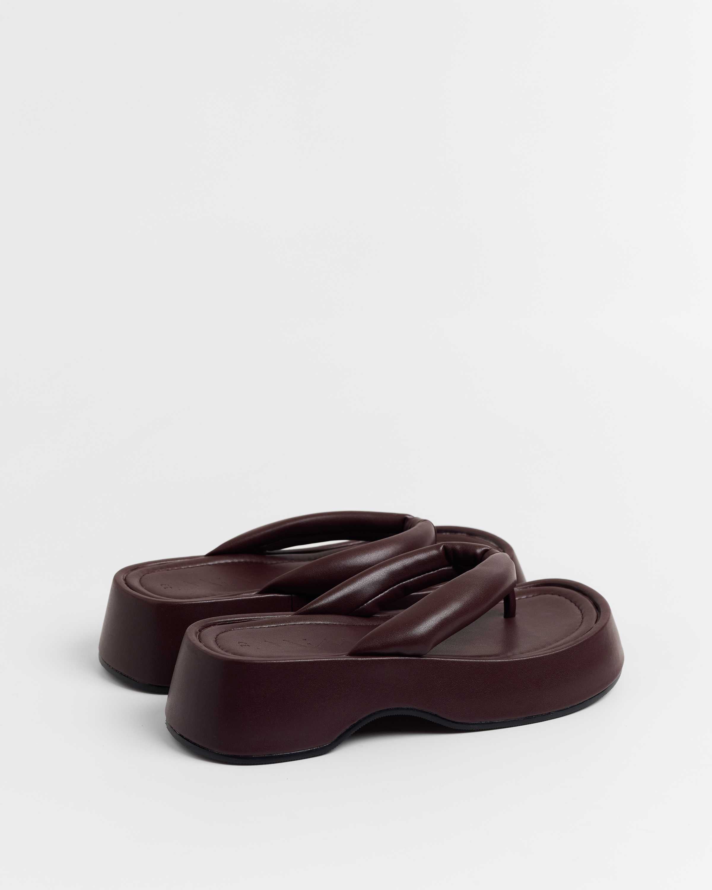 MIM Sandalia plana Brust Burdeos