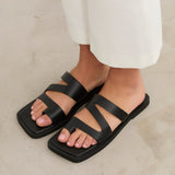 MIM Sandalia plana Loop Negro