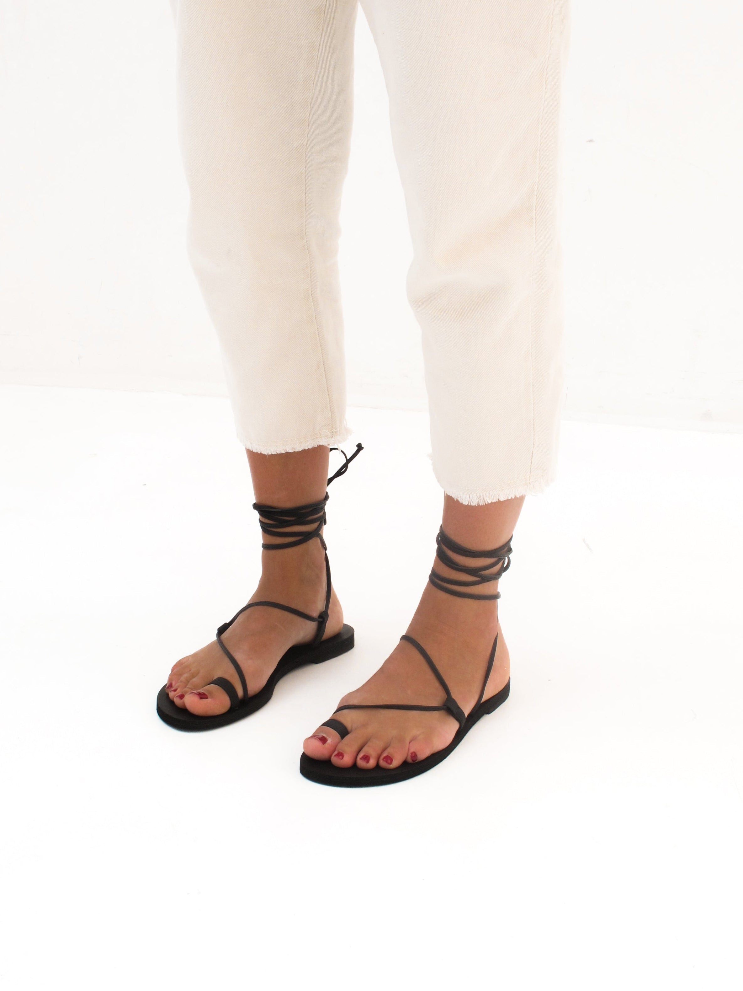 MIM Sandalia plana OLIVIA NEGRO