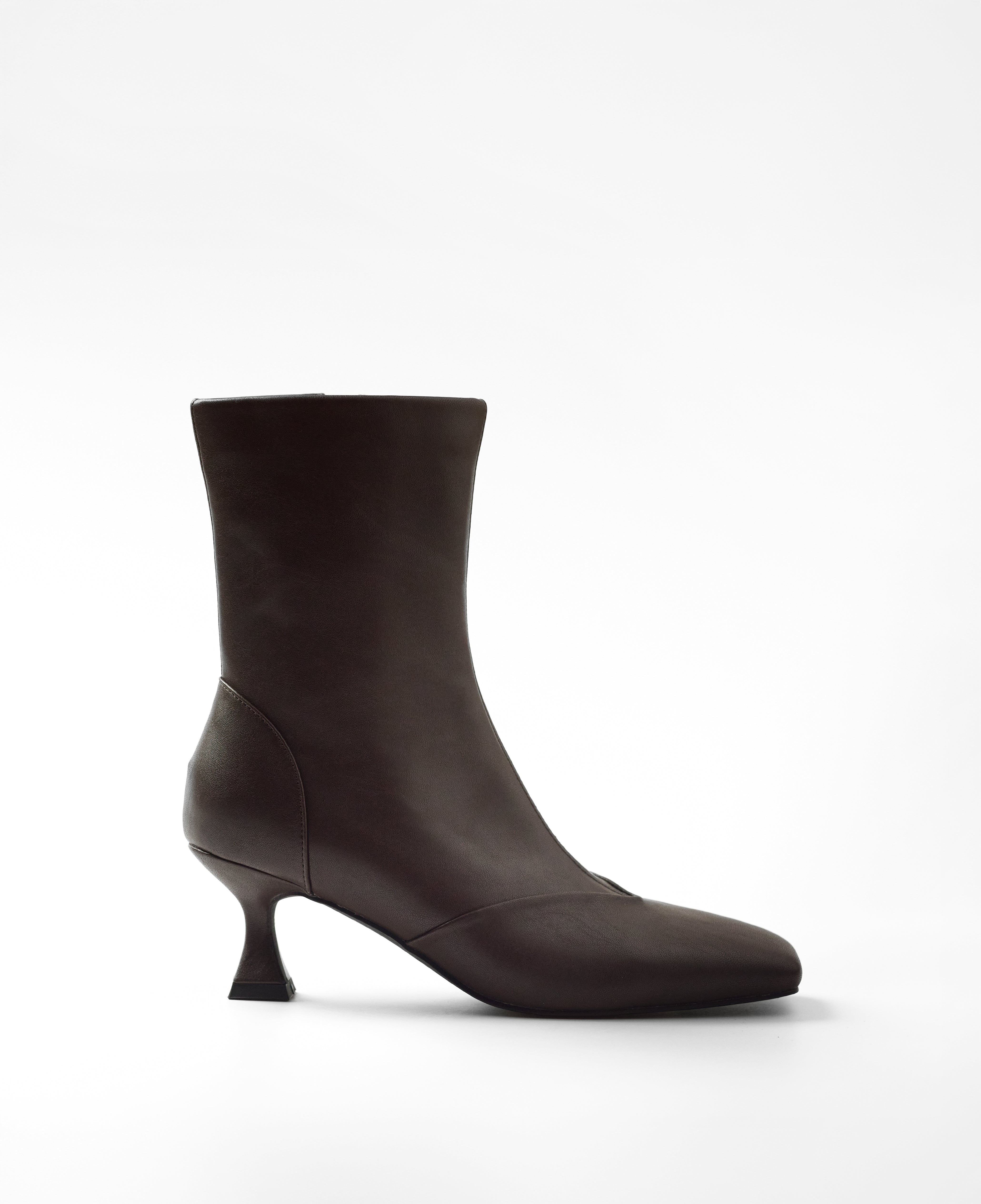Mim shoes Botas y botines CLAM PETIT CHOCOLATE