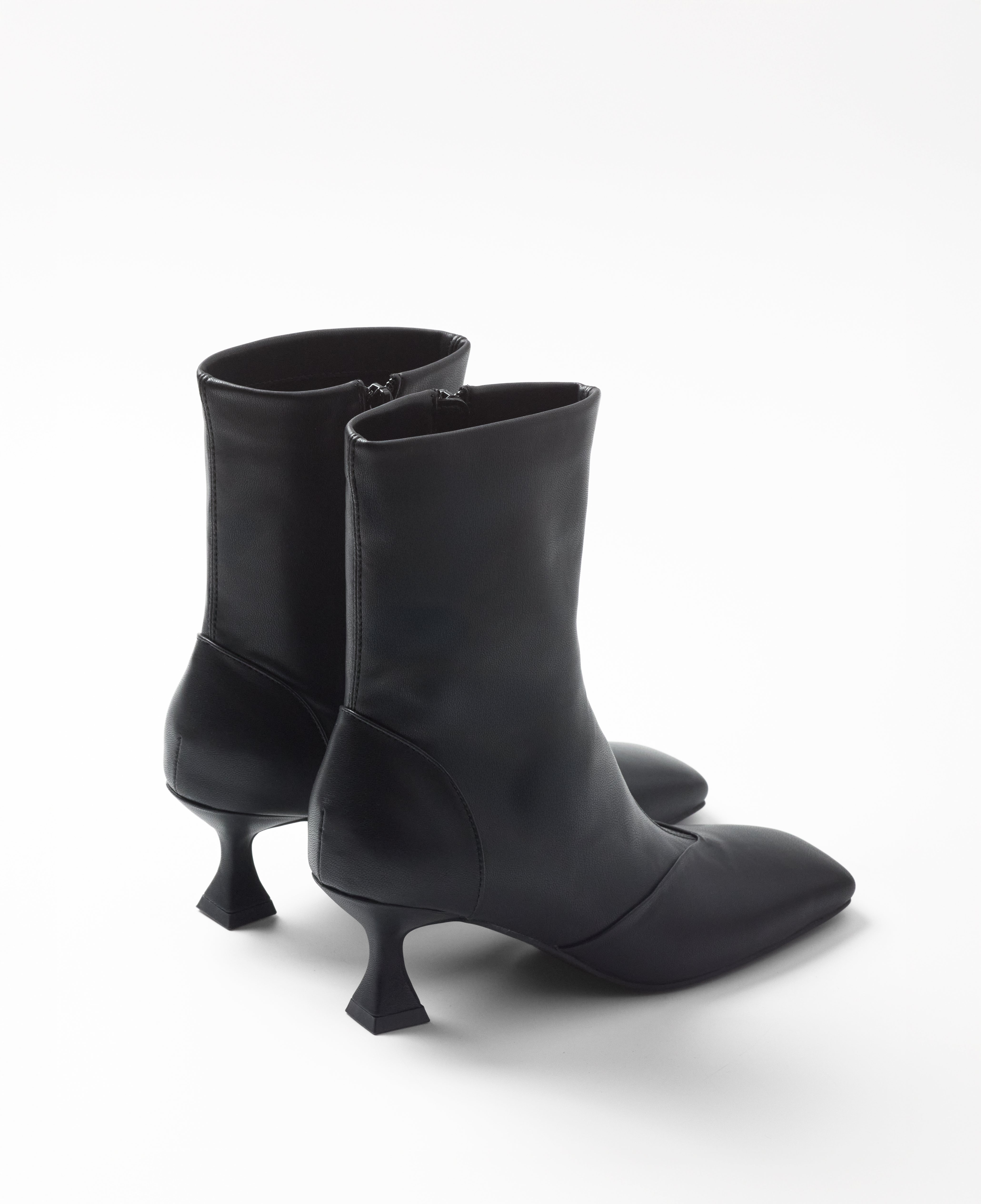 Mim shoes Botas y botines CLAM PETIT NEGRO