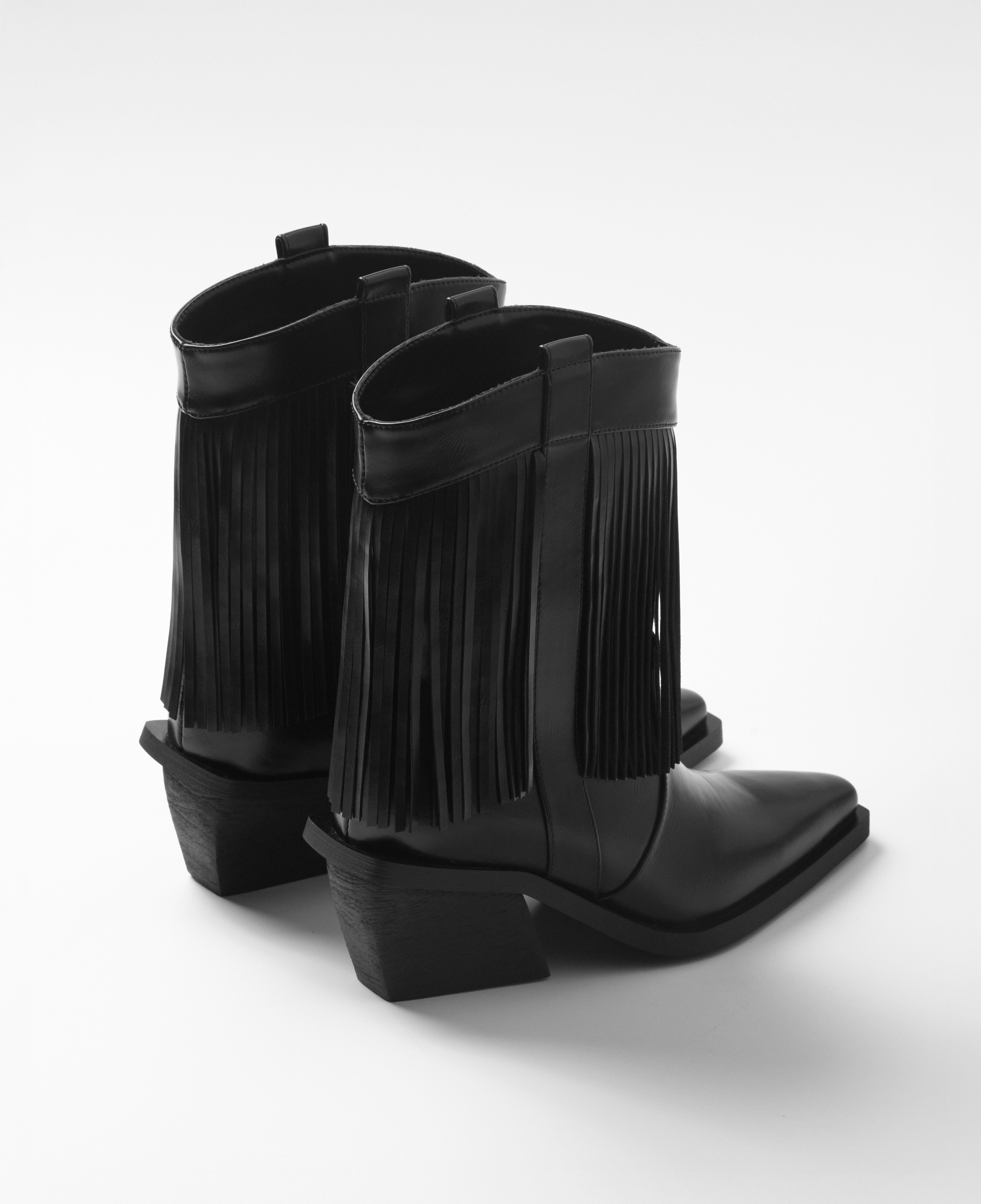 Mim shoes Botas y botines KODDY NEGRO