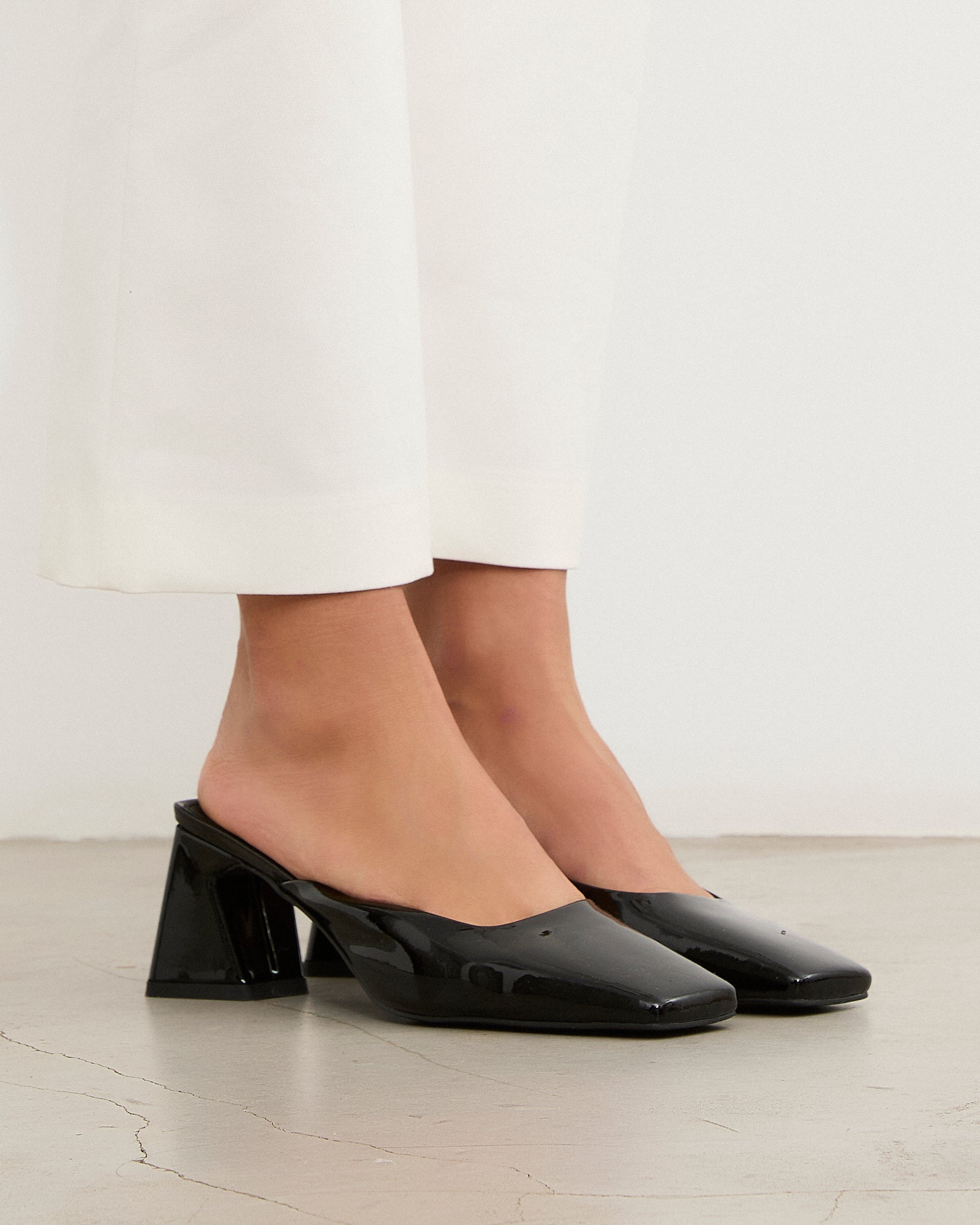 Mim shoes Sandalia de tacón CLAUDE NEGRO