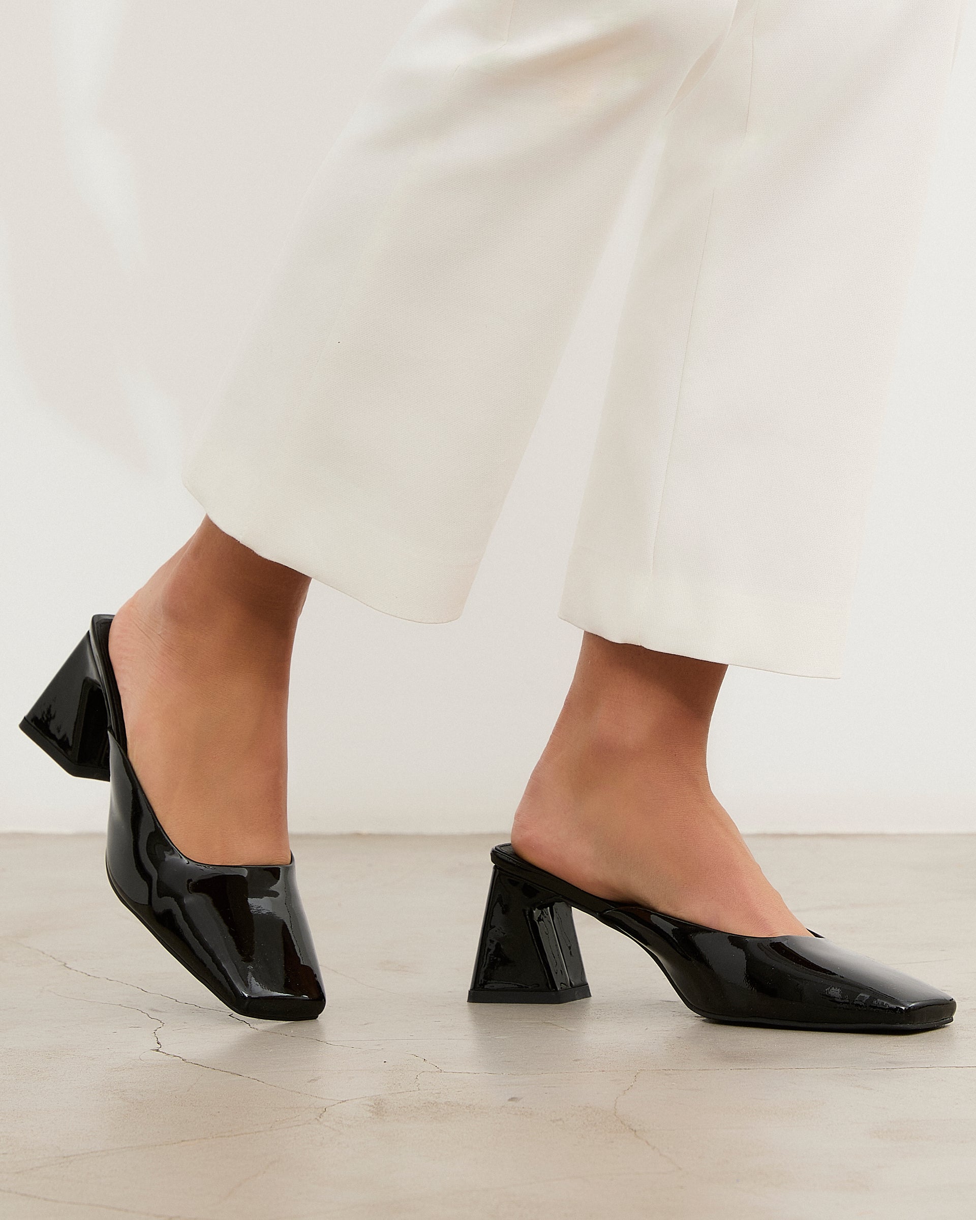 Mim shoes Sandalia de tacón CLAUDE NEGRO