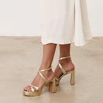 Mim shoes Sandalia de tacón GERY DORADO