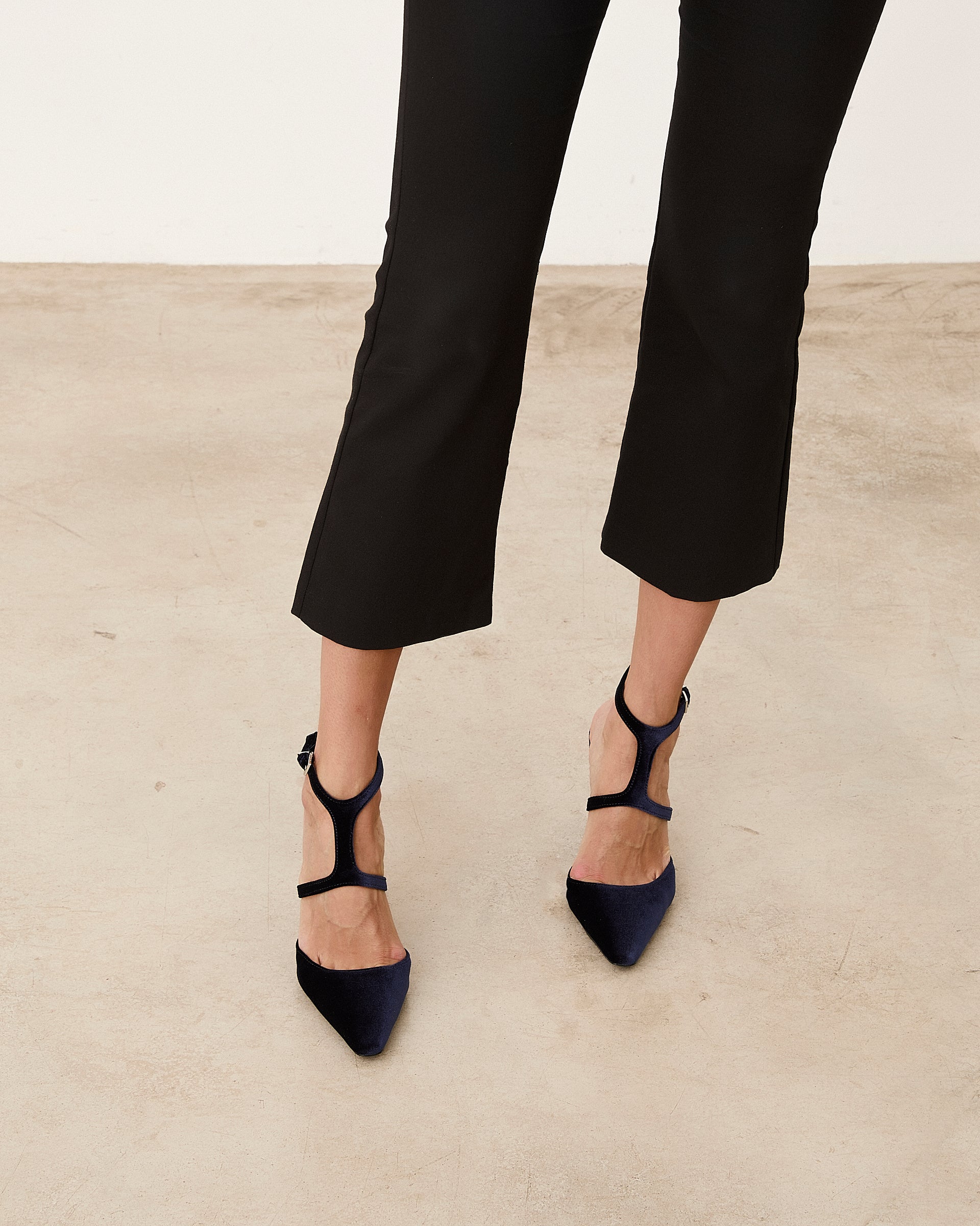 Mim shoes Tacón cerrado DANIELLE AZUL MARINO VELVET